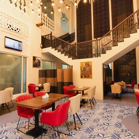 Central Inn Souq Waqif Доха Экстерьер фото
