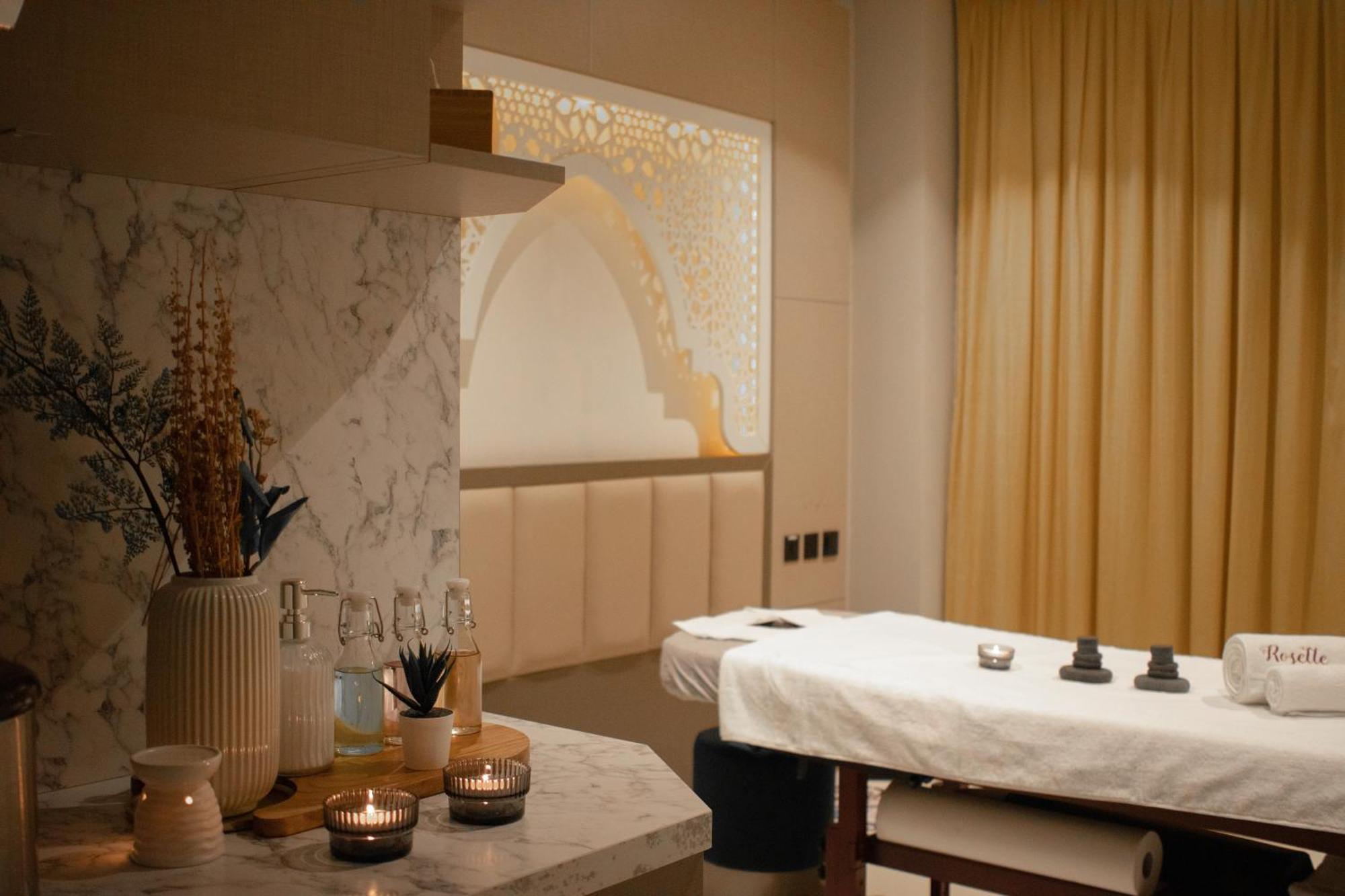 Central Inn Souq Waqif Доха Экстерьер фото