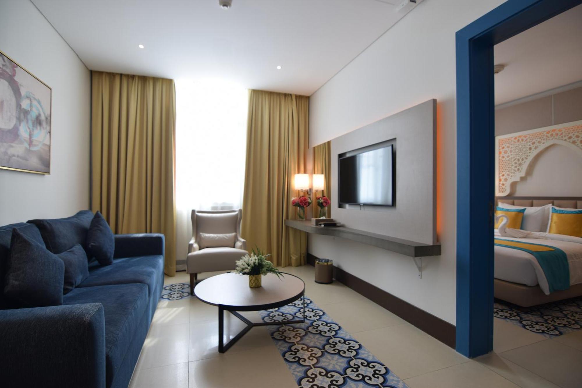 Central Inn Souq Waqif Доха Экстерьер фото